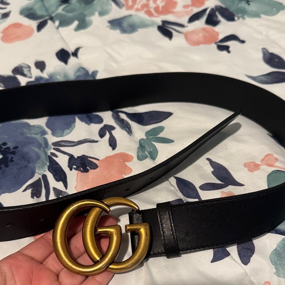 Gucci Black Leather Belt with Gold Buckle